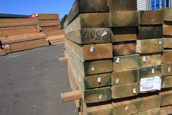 treated-pine-sleepers-h4-timber-garden-bed-landscape-timber-and-building-supplies-online-store-sydney-delivery